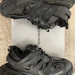 Balenciaga Black Sneakers Chunky Design with Technical Mesh
